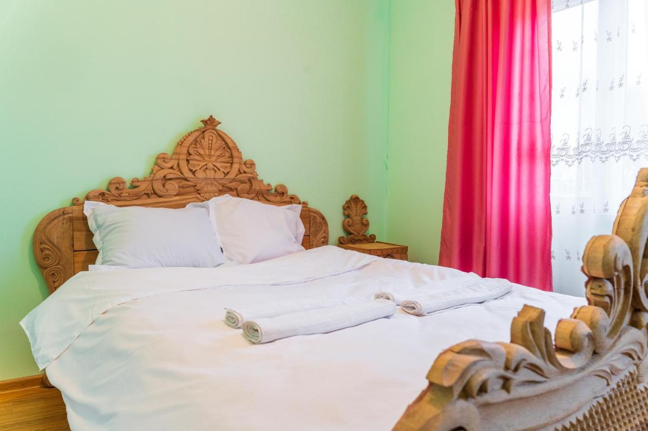 Baia Hotel Ushguli Bagian luar foto
