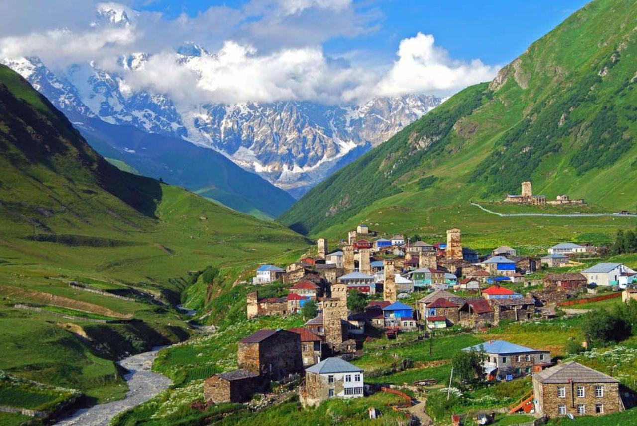 Baia Hotel Ushguli Bagian luar foto