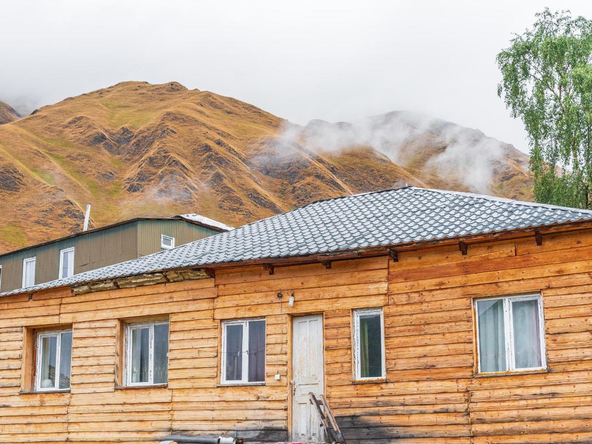 Baia Hotel Ushguli Bagian luar foto