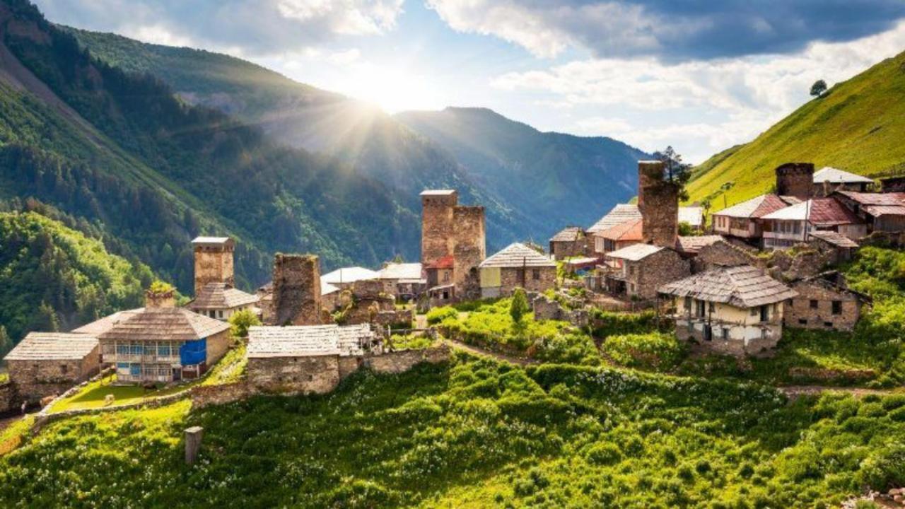 Baia Hotel Ushguli Bagian luar foto